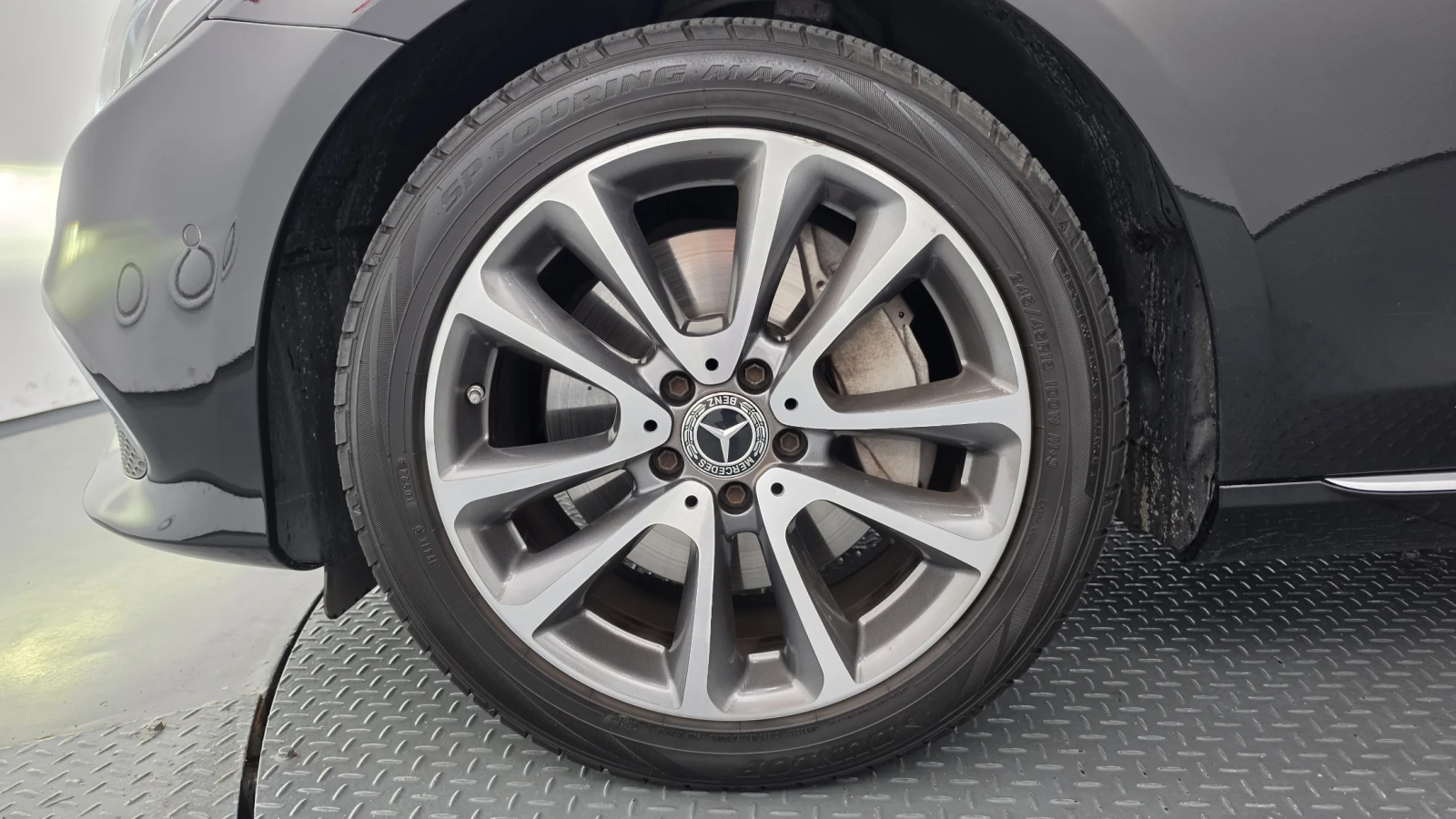 Mercedes-Benz E 300, снимка 5 - Автомобили и джипове - 56646725
