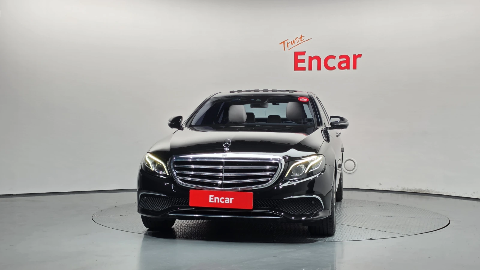 Mercedes-Benz E 300, снимка 3 - Автомобили и джипове - 56646725