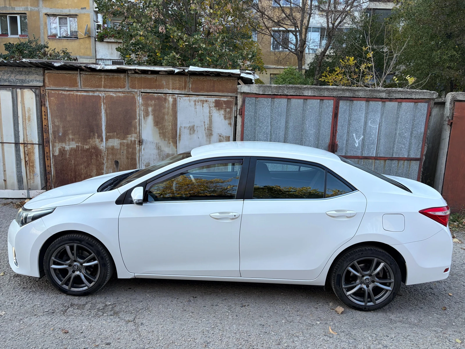 Toyota Corolla, снимка 8 - Автомобили и джипове - 56656614