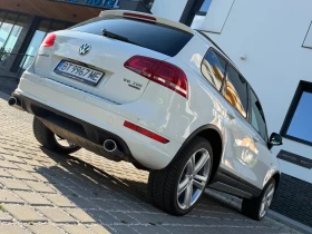 VW Touareg 3.0TDI Exclusive/R Line/ACT.SOUND/TwoTone/360/FULL, снимка 17