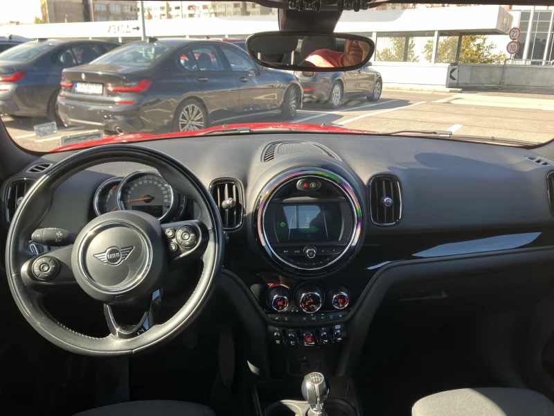 Mini Countryman ONE, снимка 14 - Автомобили и джипове - 47844934