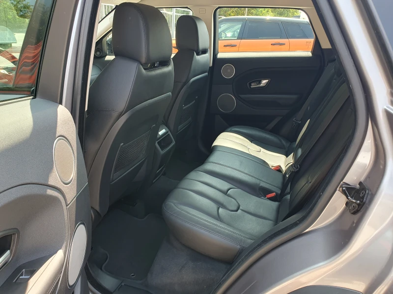 Land Rover Range Rover Evoque 2.2/150ks, снимка 11 - Автомобили и джипове - 51300425