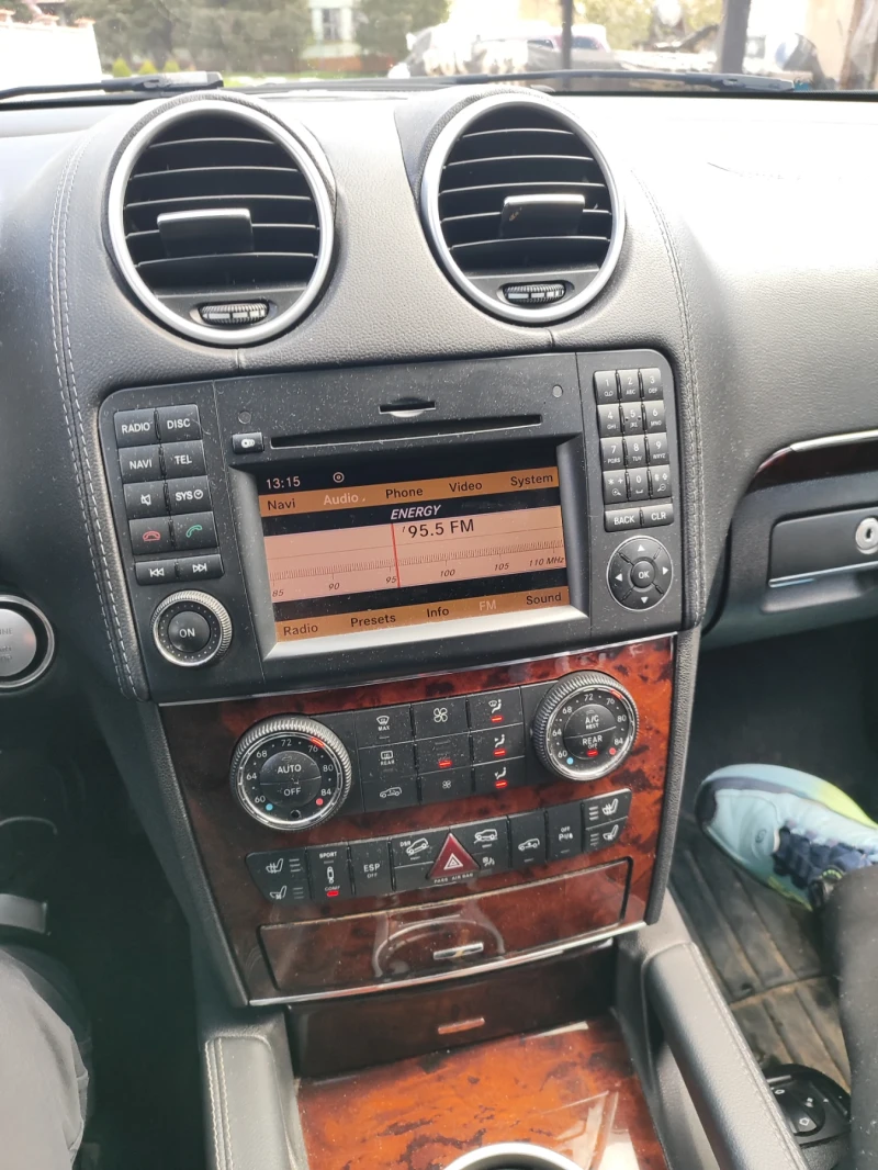 Mercedes-Benz GL 550 ГАЗ, снимка 11 - Автомобили и джипове - 51769665