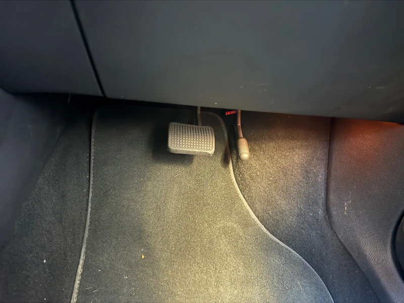 VW Tiguan, снимка 11 - Автомобили и джипове - 52670086