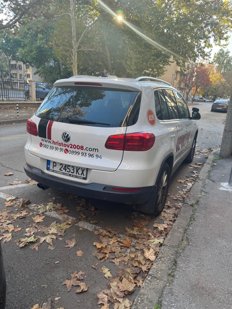 VW Tiguan, снимка 7 - Автомобили и джипове - 52670086