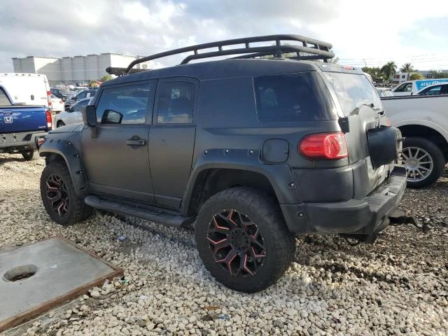 Toyota Fj cruiser КРАЙНА ЦЕНА ДО БЪЛГАРИЯ!!!, снимка 4 - Автомобили и джипове - 48463850