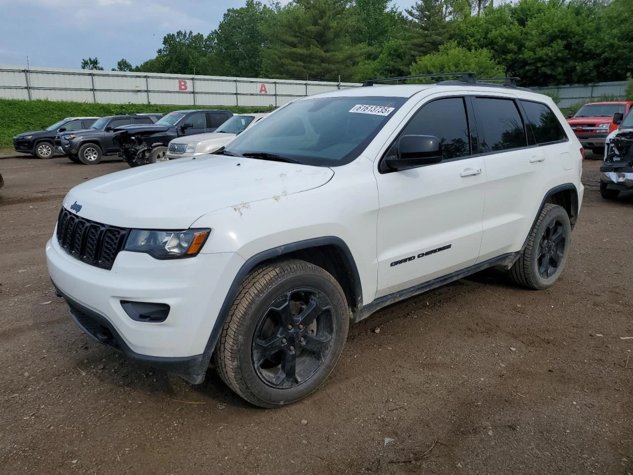 Jeep Grand cherokee Laredo Авто Кредит! - изображение 2
