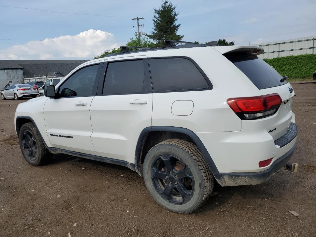Jeep Grand cherokee Laredo Авто Кредит! - изображение 3
