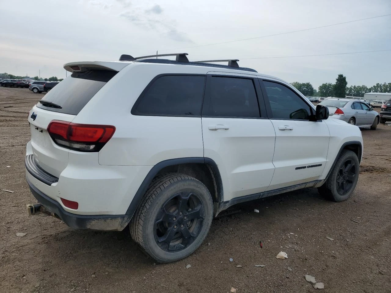 Jeep Grand cherokee Laredo Авто Кредит! - изображение 4