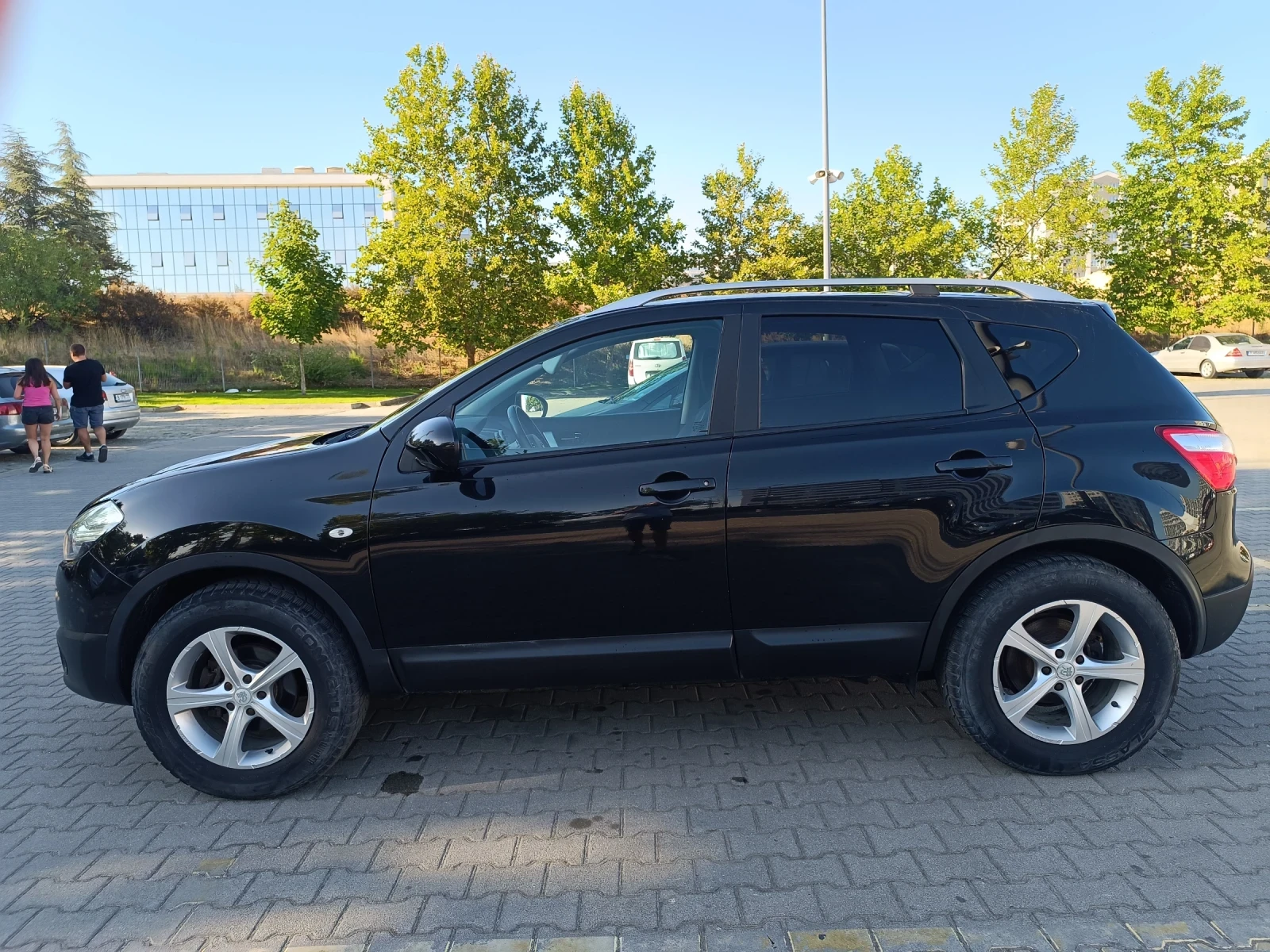 Nissan Qashqai AUTOMAT. NAVI  TOP - изображение 4