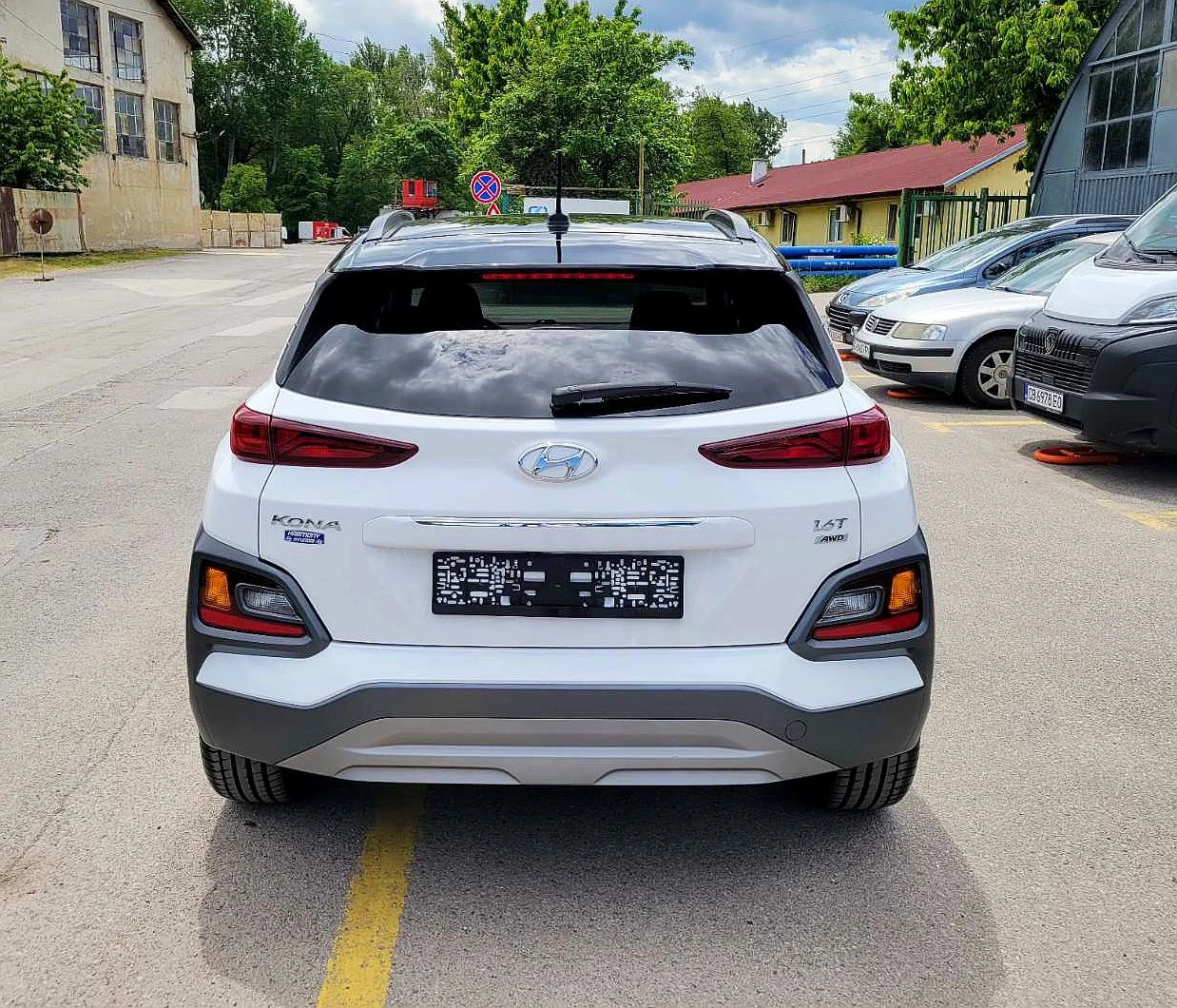 Hyundai Kona 1.6T АВТОМАТИК 4Х4, снимка 7 - Автомобили и джипове - 53922527