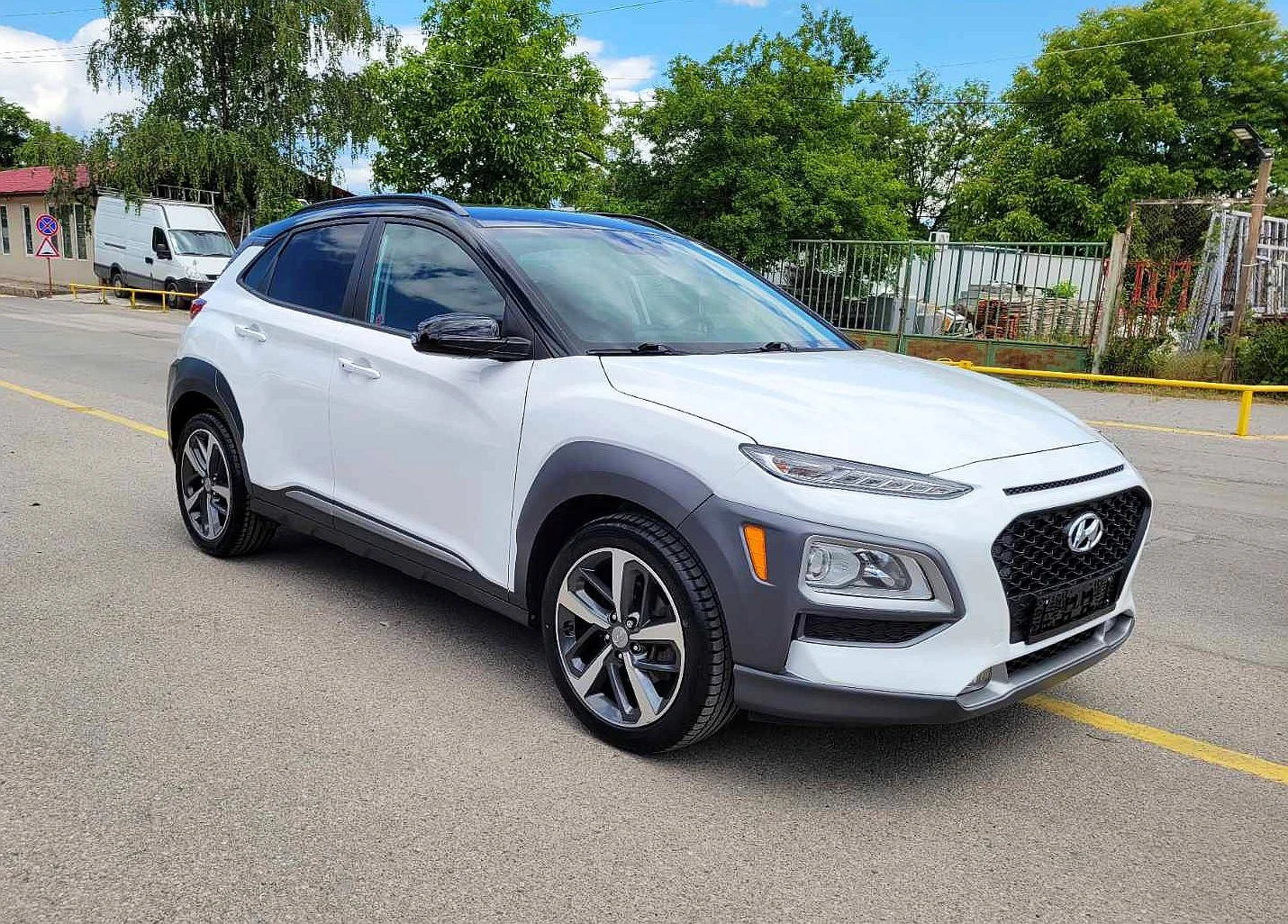 Hyundai Kona 1.6T АВТОМАТИК 4Х4, снимка 3 - Автомобили и джипове - 53922527