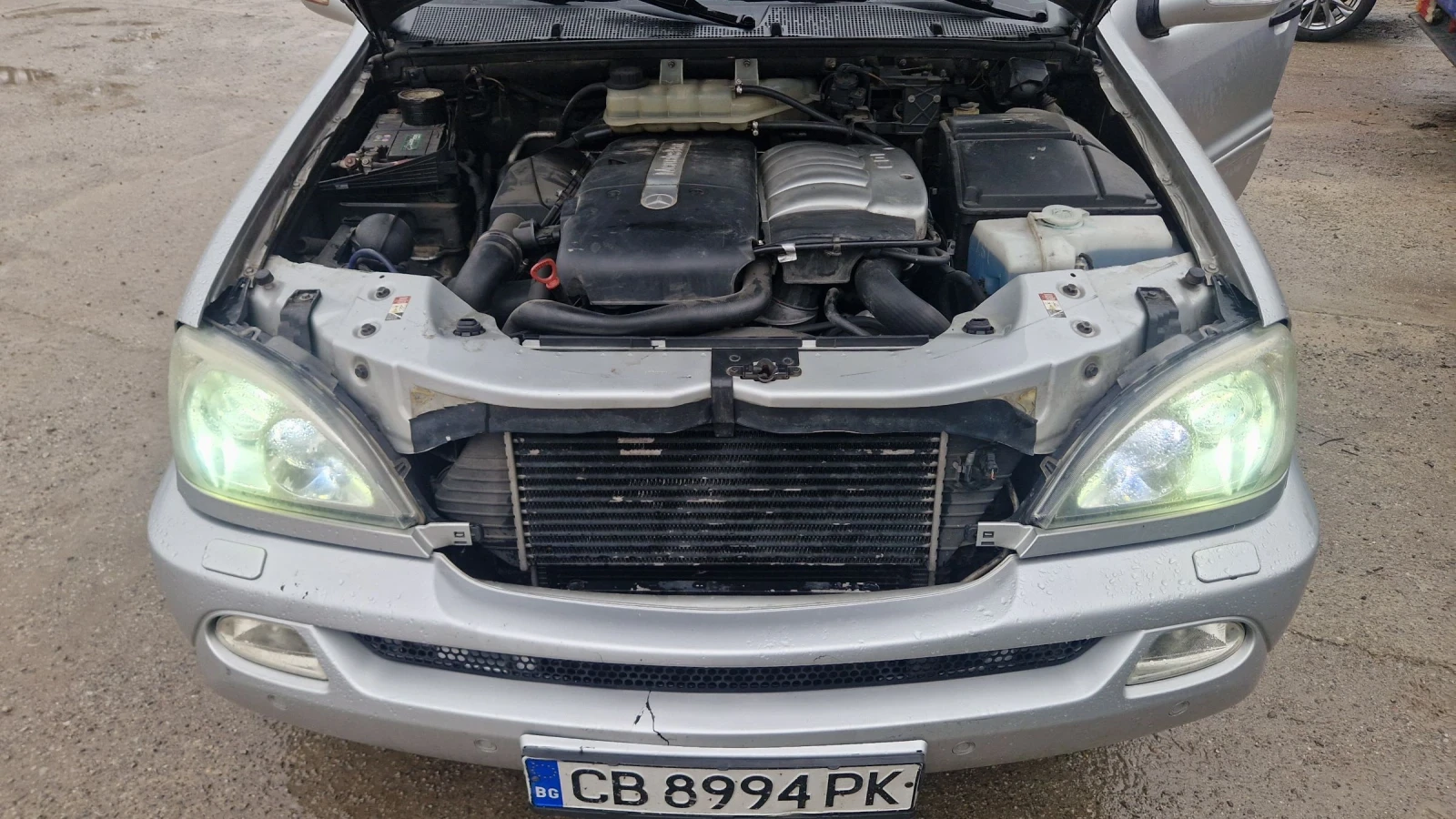 Mercedes-Benz ML 270 Фейс 2004 , снимка 13 - Автомобили и джипове - 54065560