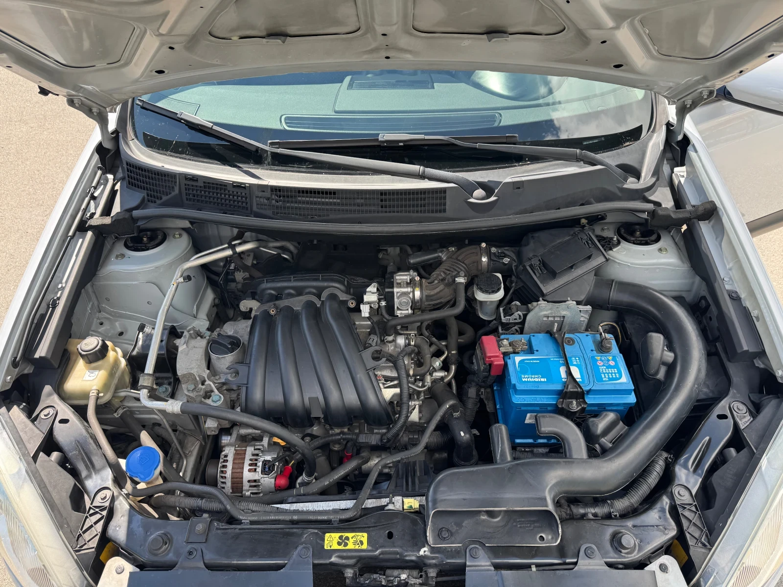Nissan Qashqai 1.6i 114 k.c. * Bluetooth * Климатроник , снимка 16 - Автомобили и джипове - 54510420
