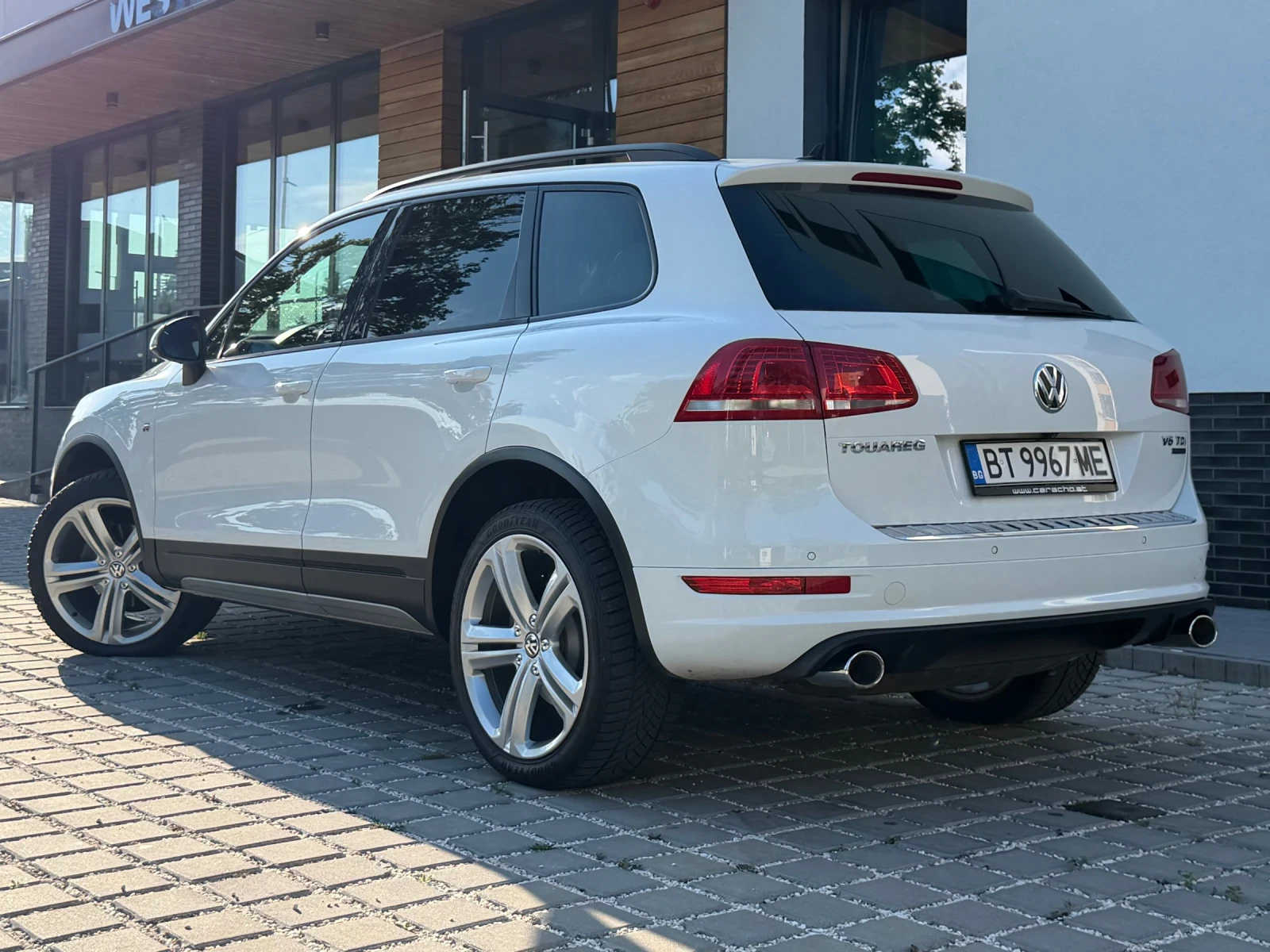 VW Touareg 3.0TDI Exclusive/R Line/ACT.SOUND/TwoTone/360/FULL, снимка 5 - Автомобили и джипове - 54849241