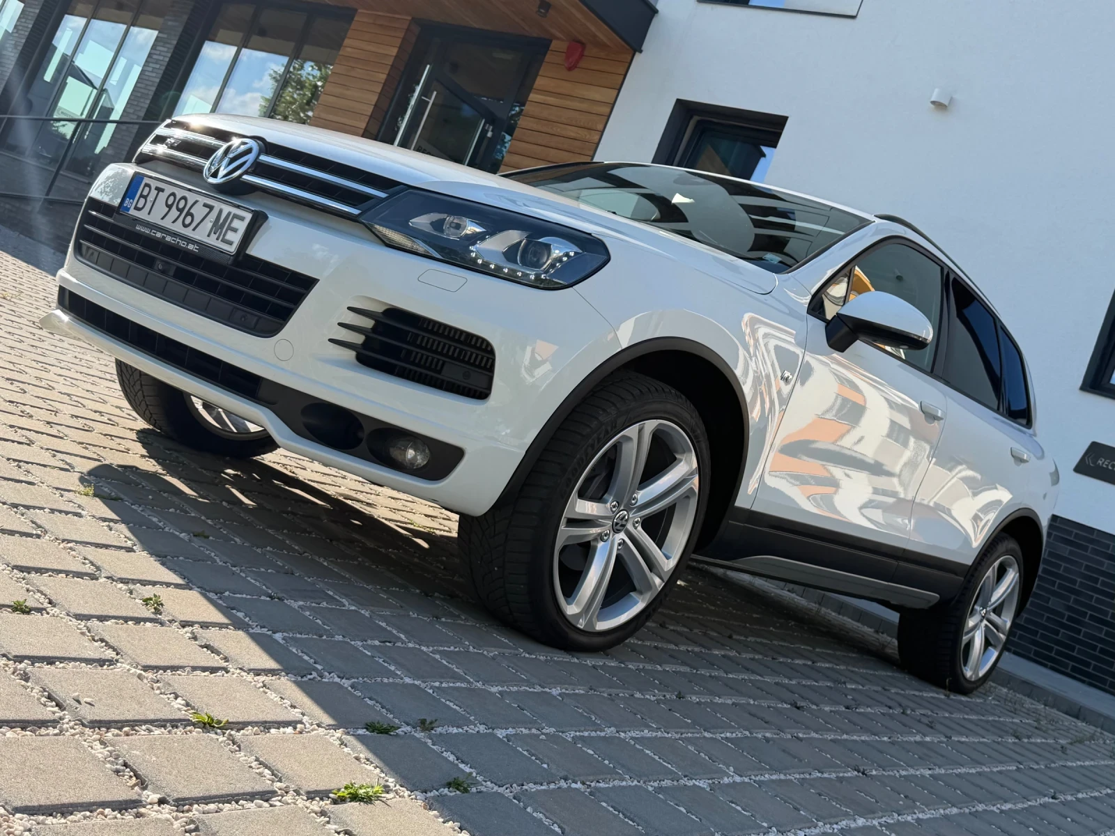 VW Touareg 3.0TDI Exclusive/R Line/ACT.SOUND/TwoTone/360/FULL, снимка 15 - Автомобили и джипове - 54849241