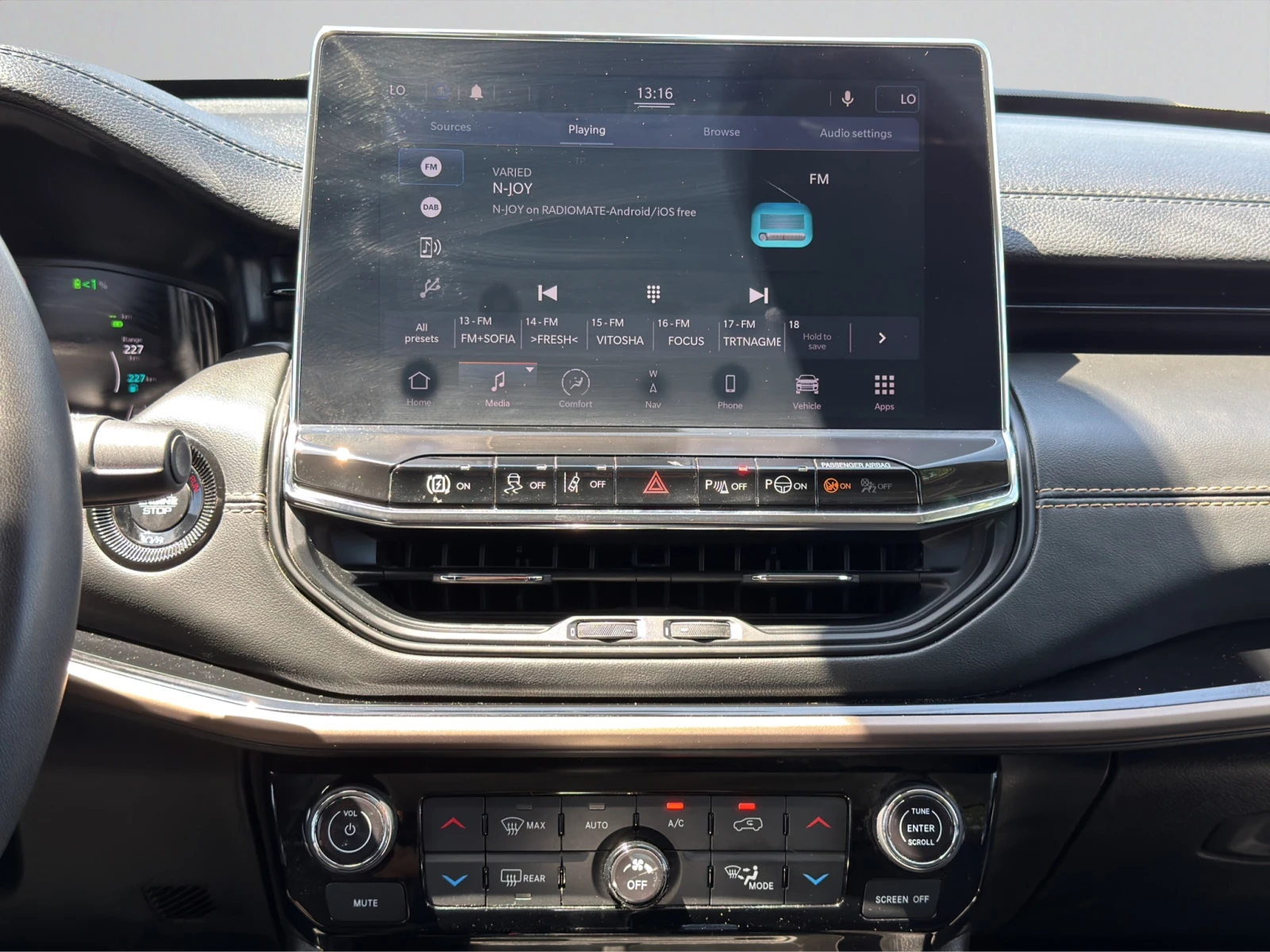 Jeep Compass TRAILHAWK 1.3 PHEV AT6 4xe | Mobile.bg � ����������� 11