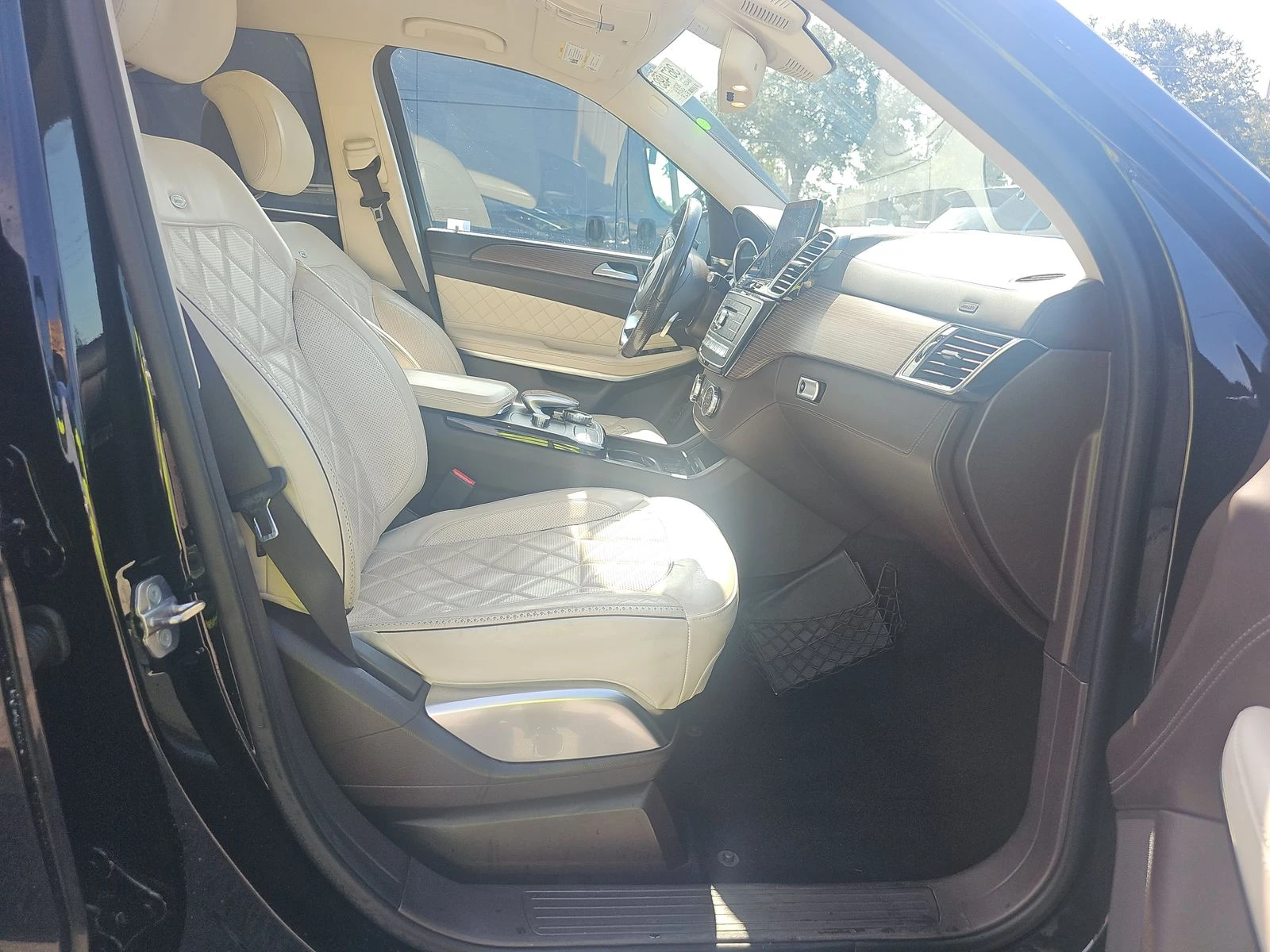 Mercedes-Benz GLS 500 4MATIC* FULL* DESIGNO* FIKSIRANA CENA*    , снимка 10 - Автомобили и джипове - 55825956