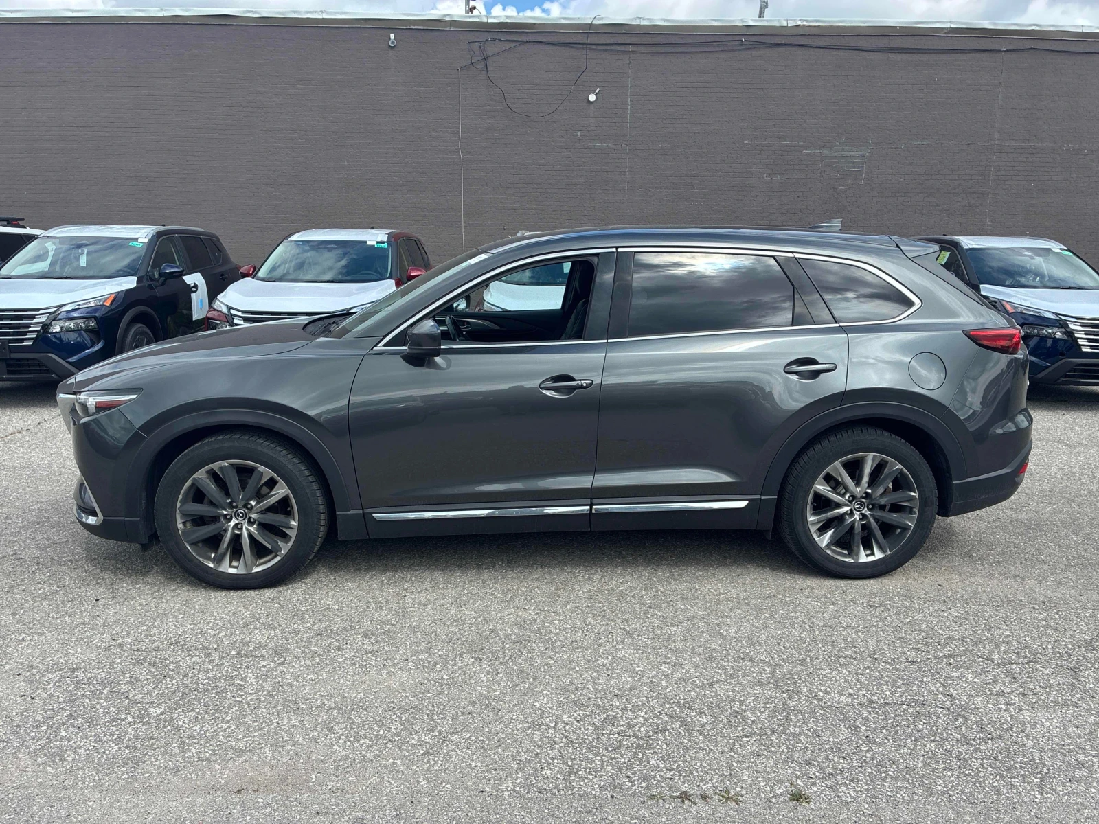Mazda CX-9 * GT * АВТОКРЕДИТ БЕЗ ПЪРВОНАЧАЛНА ВНОСКА* , снимка 2 - Автомобили и джипове - 55847937