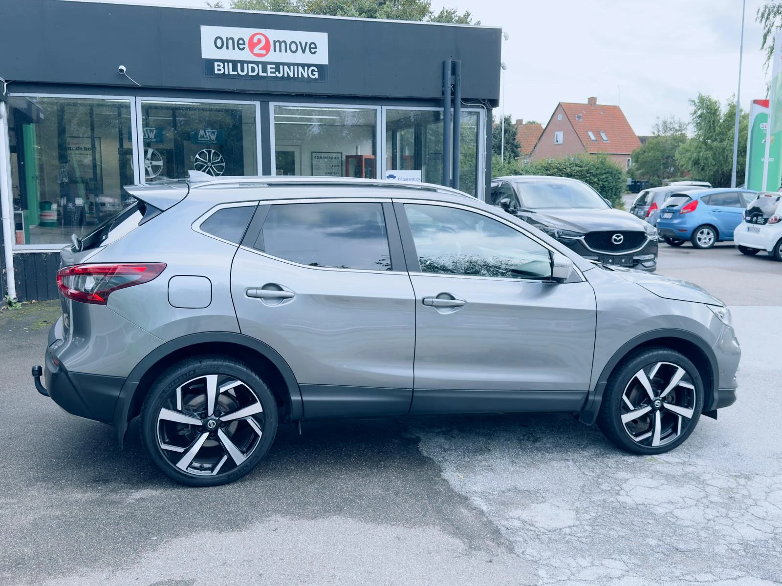 Nissan Qashqai 1, 2 Dig-T 115 Tekna+ X-tr. 5d Panorama, BOSE, снимка 8 - Автомобили и джипове - 55944799