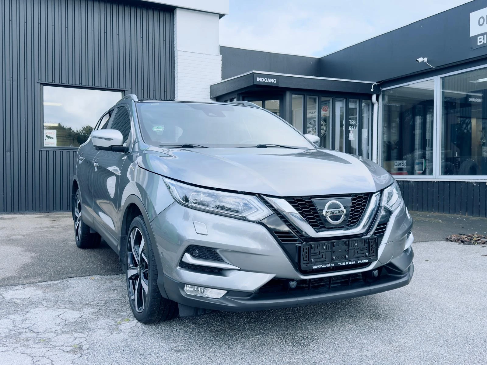 Nissan Qashqai 1, 2 Dig-T 115 Tekna+ X-tr. 5d Panorama, BOSE, снимка 10 - Автомобили и джипове - 55944799