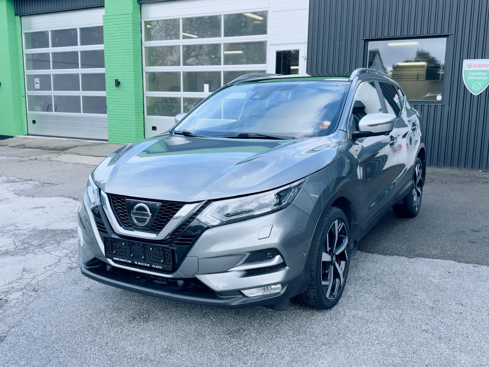 Nissan Qashqai 1, 2 Dig-T 115 Tekna+ X-tr. 5d Panorama, BOSE, снимка 6 - Автомобили и джипове - 55944799