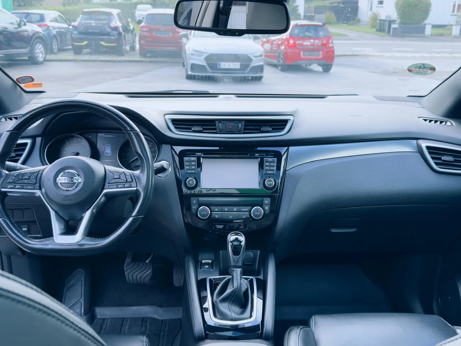 Nissan Qashqai 1, 2 Dig-T 115 Tekna+ X-tr. 5d Panorama, BOSE, снимка 15 - Автомобили и джипове - 55944799