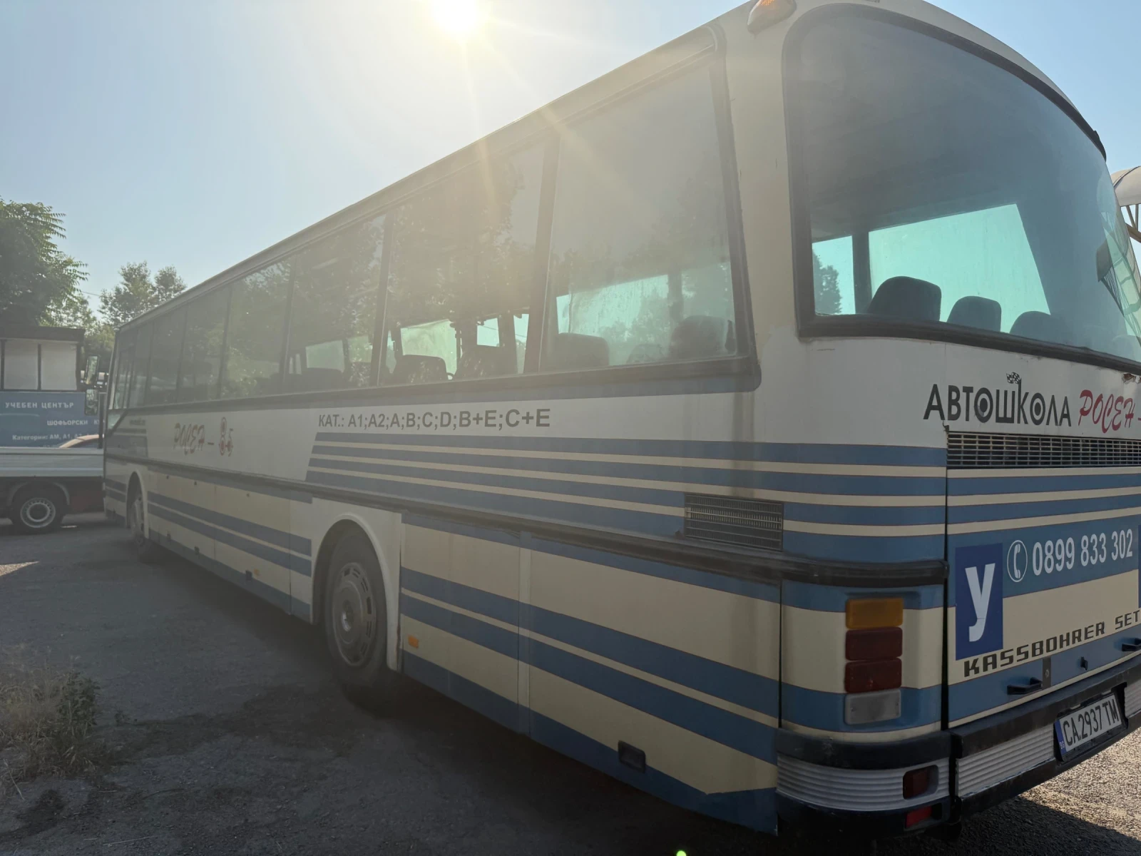 Setra S S215 UL, Учебен - изображение 2