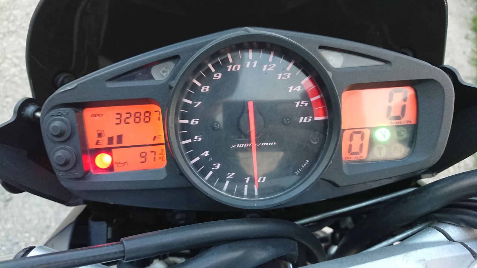 Suzuki Gsr 600 - изображение 7