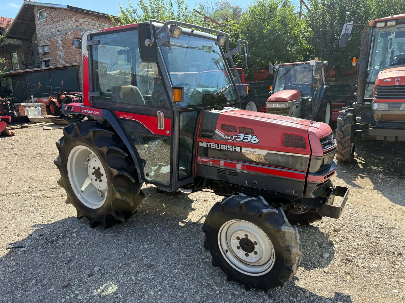 Трактор Mitsubishi MT336