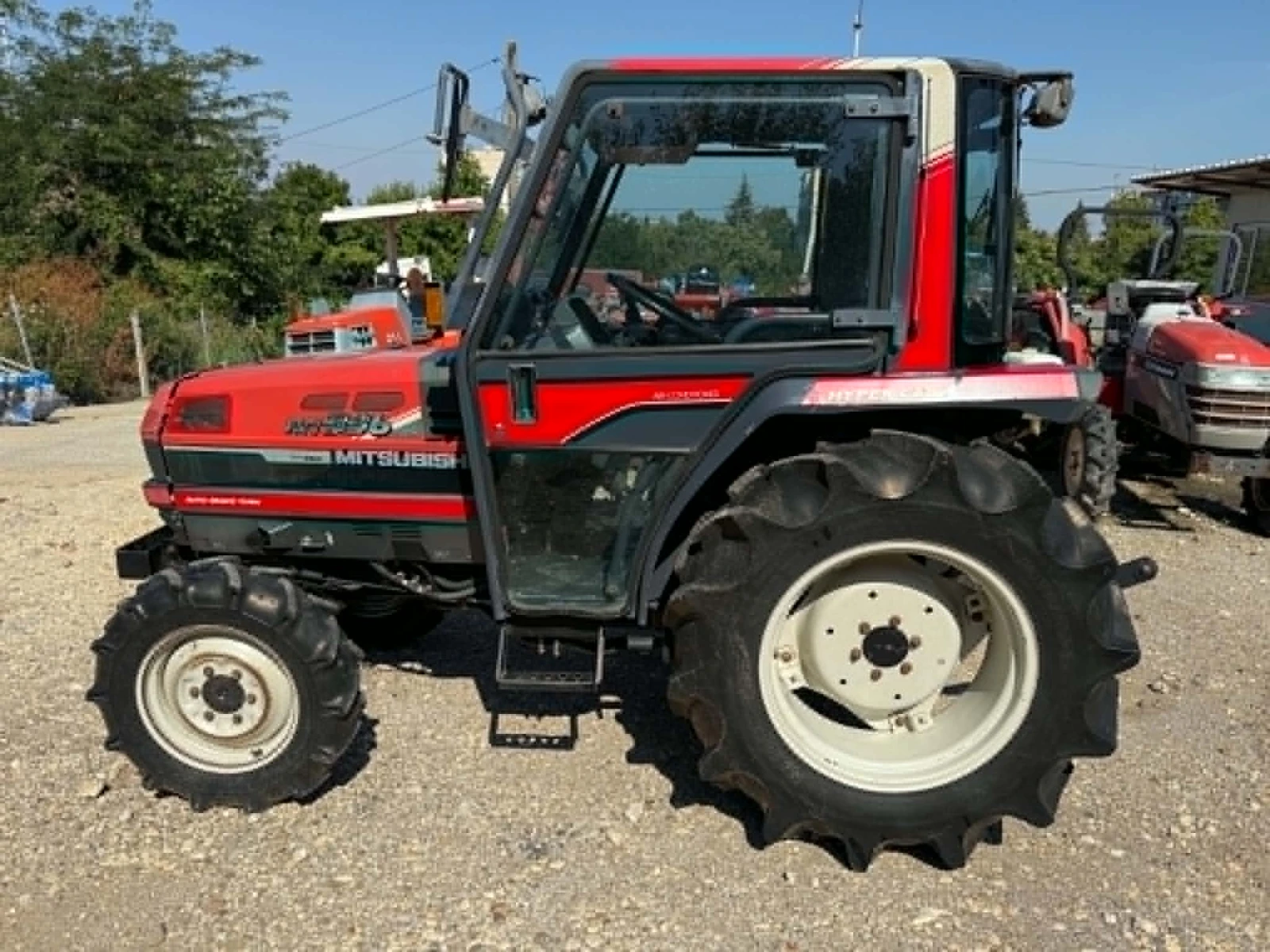 Трактор Mitsubishi MT336, снимка 4 - Селскостопанска техника - 56086637