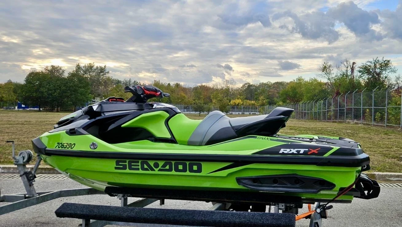 Джет Bombardier Sea Doo RXT 300 - изображение 4