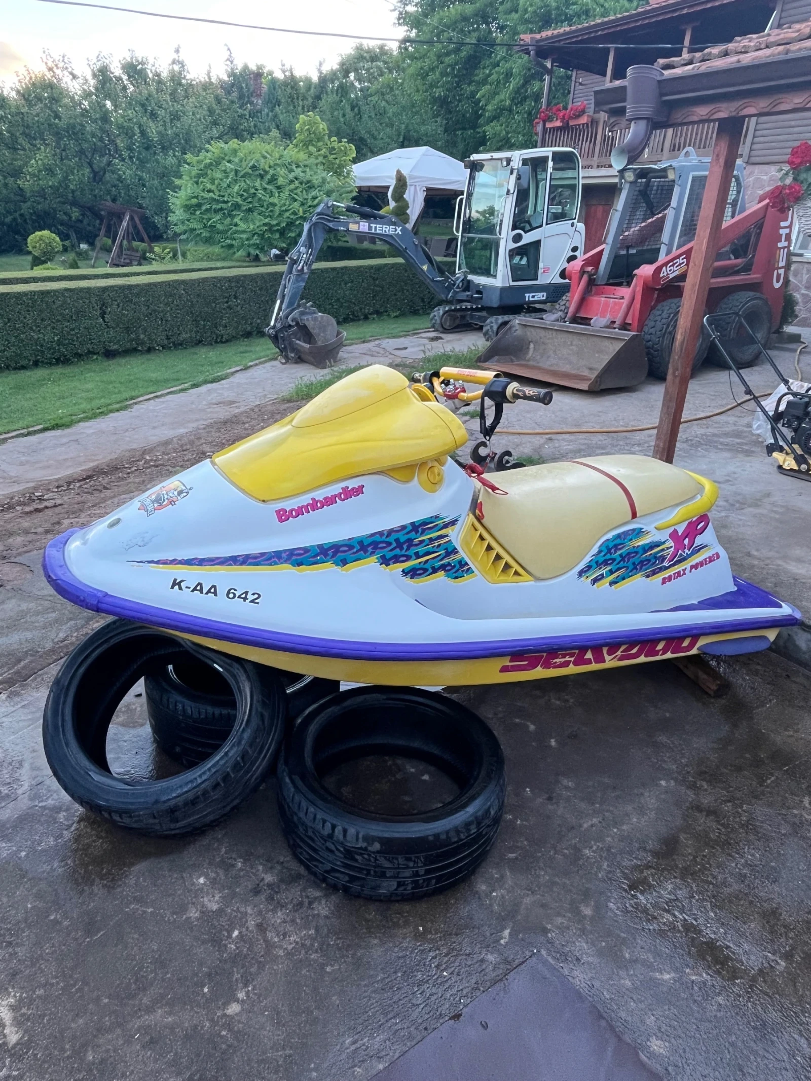 Джет Bombardier Sea Doo Xp