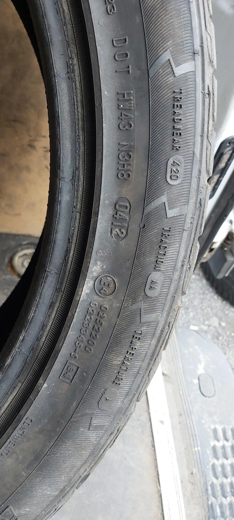 Гуми Летни 265/40R21, снимка 7 - Гуми и джанти - 31257441