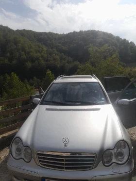 Mercedes-Benz C 320, снимка 4