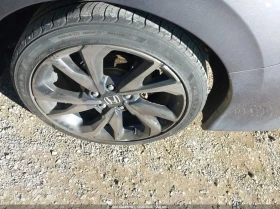 Honda Civic 2.0L I-4 DOHC, VVT, 158HP Front Wheel Drive, снимка 12