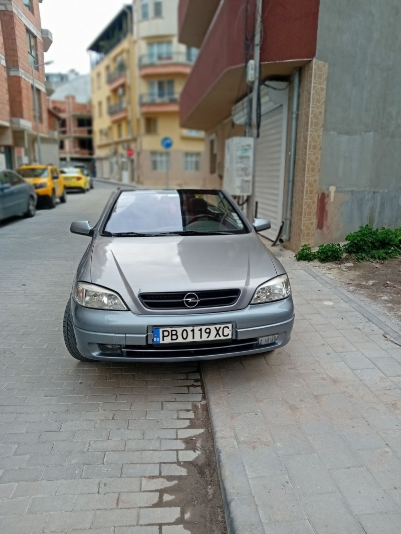 Opel Astra, снимка 2 - Автомобили и джипове - 45845324