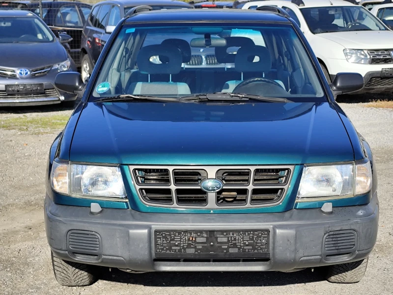 Subaru Forester 2.0i KЛИМА, снимка 7 - Автомобили и джипове - 48445878