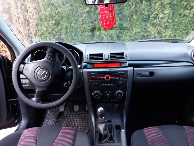 Mazda 3 1.6, снимка 4 - Автомобили и джипове - 49173628