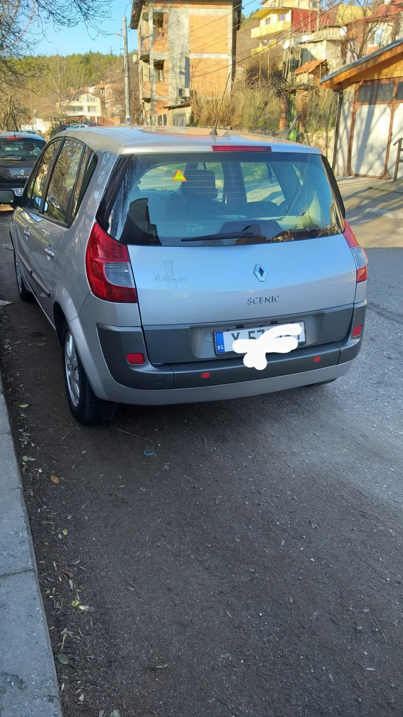 Renault Scenic, снимка 4 - Автомобили и джипове - 48370841