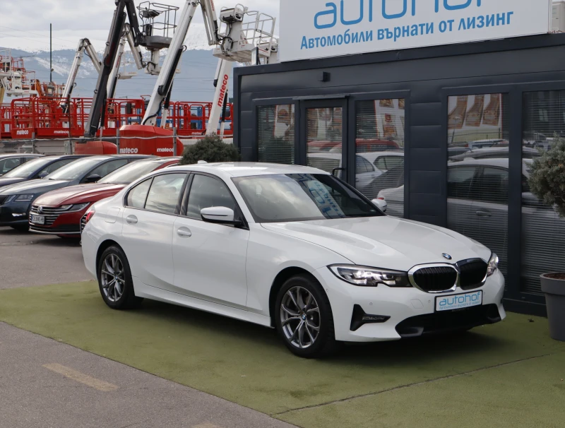 BMW 320 SPORTLINE/2.0d/190к.с./XDRIVE/8AT, снимка 4 - Автомобили и джипове - 48586988