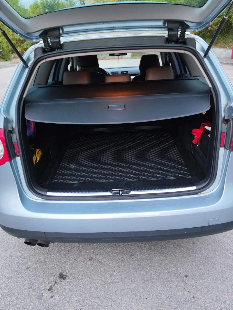 VW Passat, снимка 5 - Автомобили и джипове - 52173646