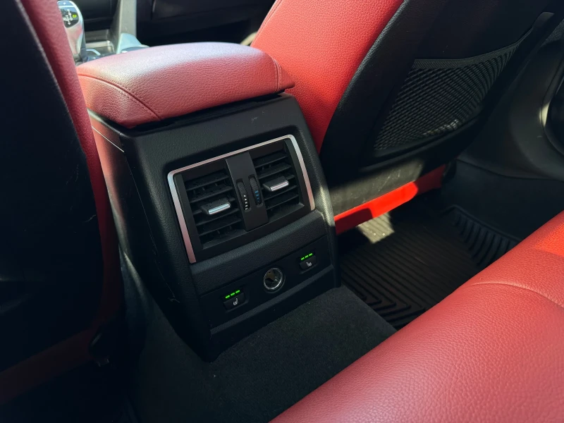 BMW 330 53000км, снимка 10 - Автомобили и джипове - 52312421