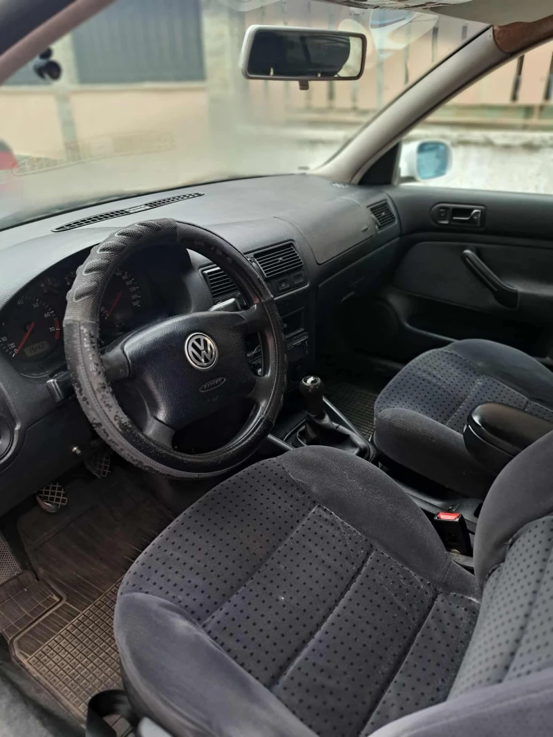 VW Golf, снимка 3 - Автомобили и джипове - 52264062