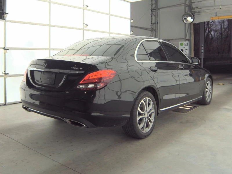 Mercedes-Benz C 300 4matic, снимка 4 - Автомобили и джипове - 52455000