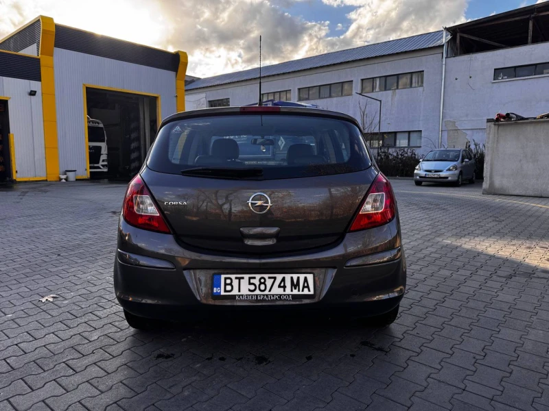 Opel Corsa, снимка 5 - Автомобили и джипове - 52525801