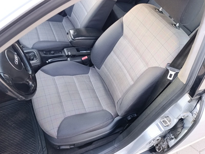 Audi A6 Allroad 2.5 TDI Quattro ръчка, снимка 5 - Автомобили и джипове - 52861018