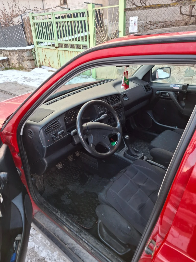 VW Golf, снимка 5 - Автомобили и джипове - 53077429