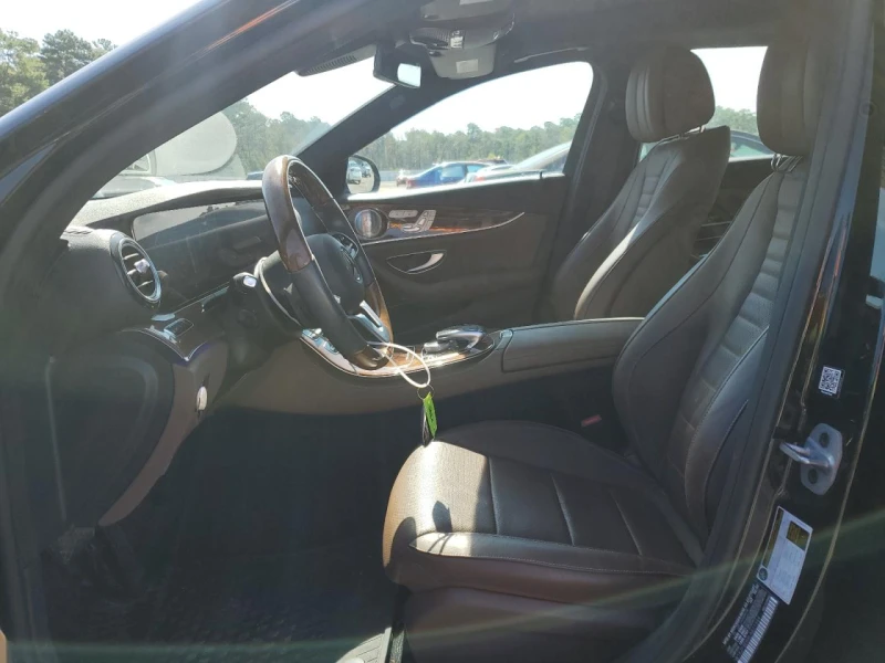 Mercedes-Benz E 350 4Matic, снимка 7 - Автомобили и джипове - 53082407