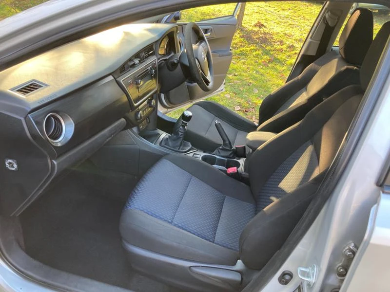 Toyota Auris 1.4D4D 90кс 2015г. | Mobile.bg — изображение 12